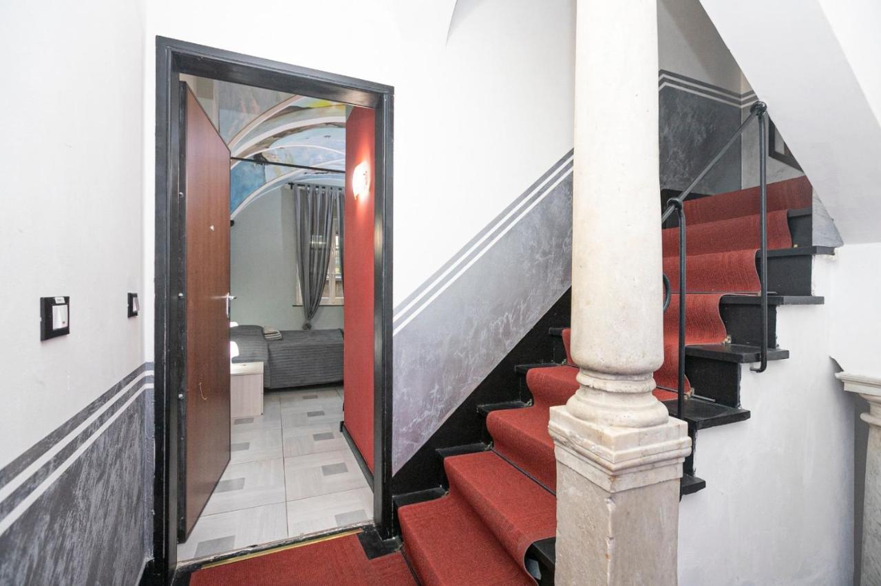 Gasthof Torre Degli Orefici Dimora Medioevale Genua